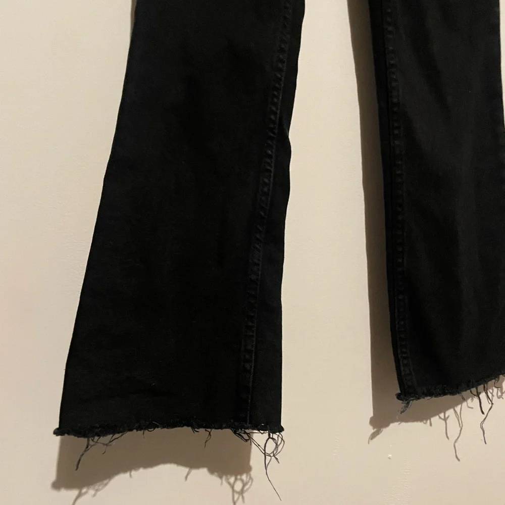 Zara high rise flare‎ pants in black, size 00 - Picture 3 of 7